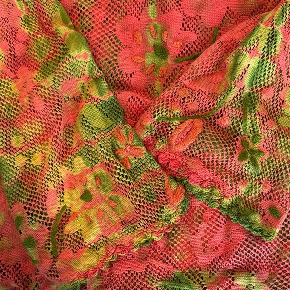 Raj Boho Floral Embroidered Coral & Green Cotton Mesh Tunic Size Medium - Picture 8 of 12